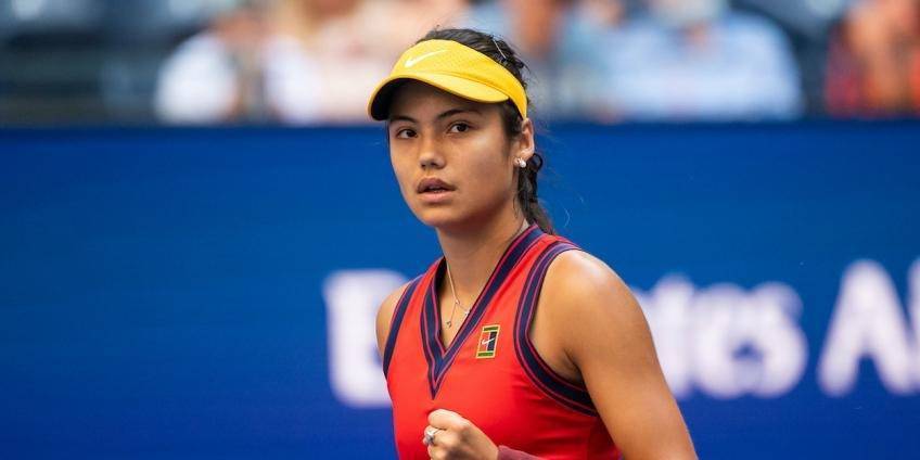 弗兰克：也许罗梅罗和范德芬该踢前锋；战旧主？比赛就是要赢