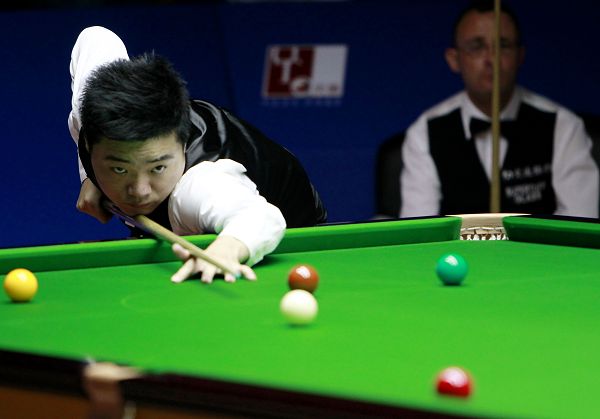 赫内斯：我希望穆勒未来回拜仁担任高管，他既聪明又受欢迎