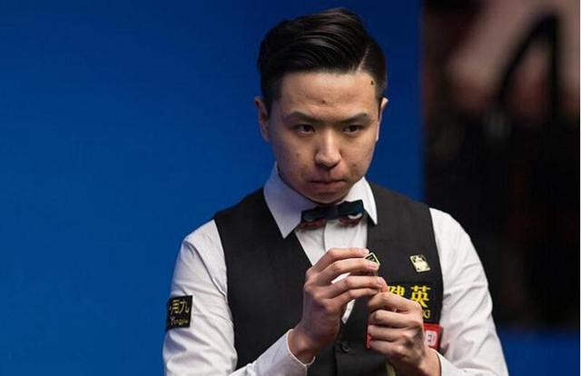 德媒：拜仁密切关注艾希霍恩，赫塔希望将解约金提高至2000万