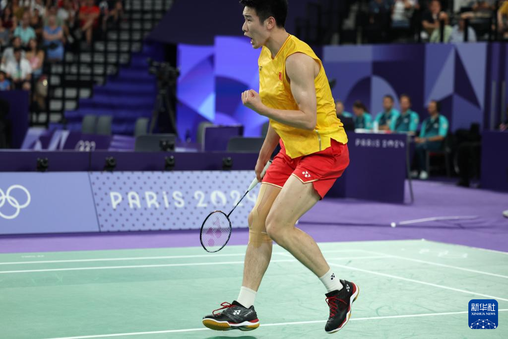 员在网前的 员在网前的