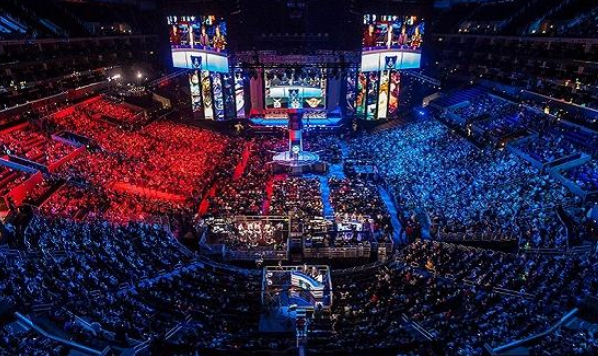 步和坚持不 步和坚持不